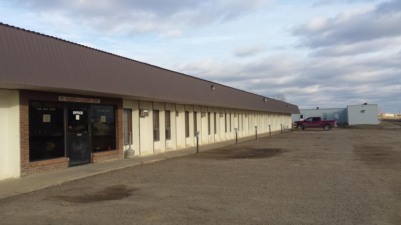 Maple Creek Motor Inn Extérieur photo